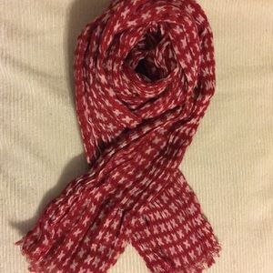 Red & cream scarf